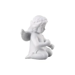 Engel mit Blumenkranz