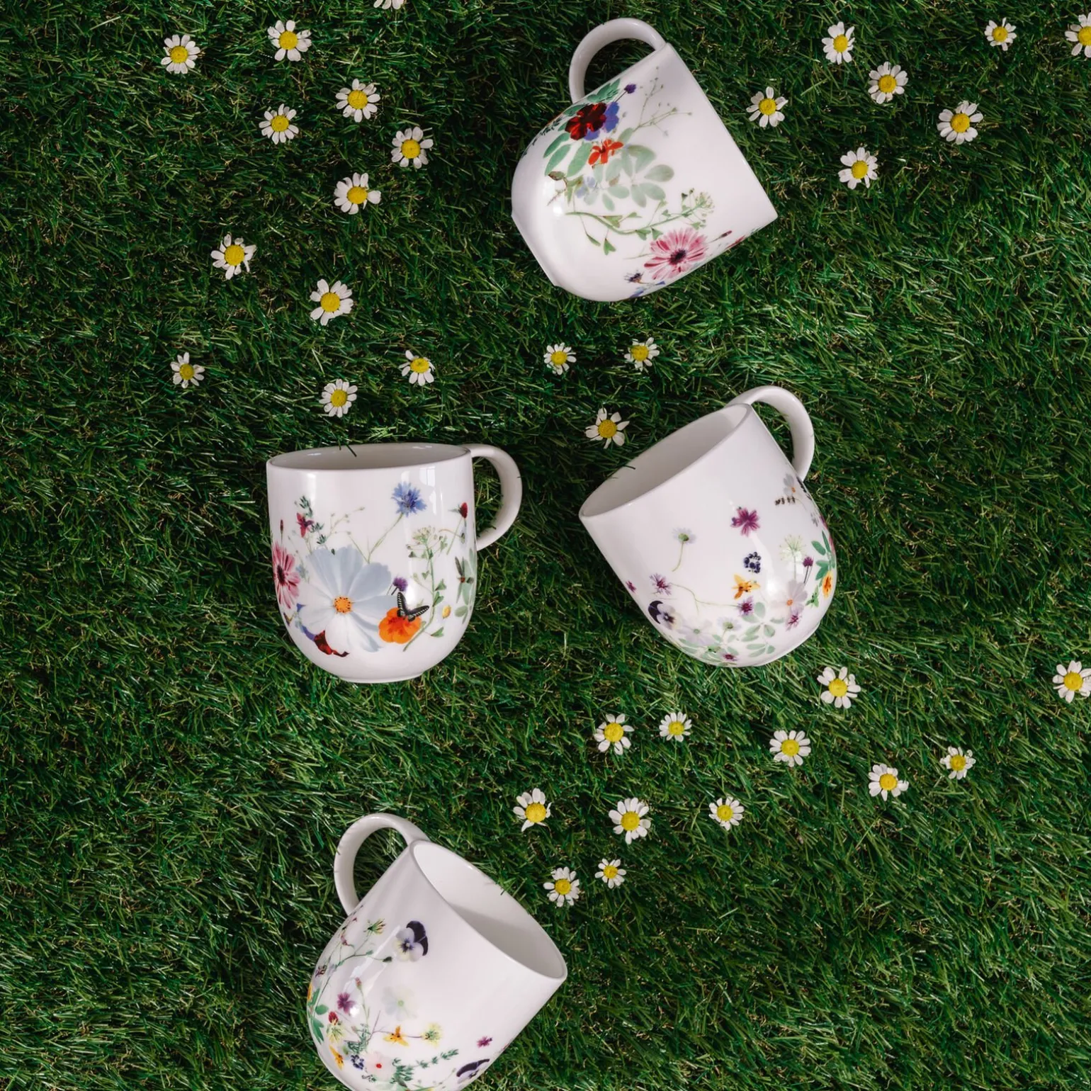 Set 4 Becher mit Henkel